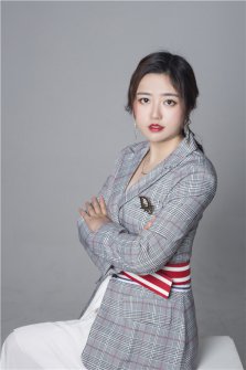 石小娅